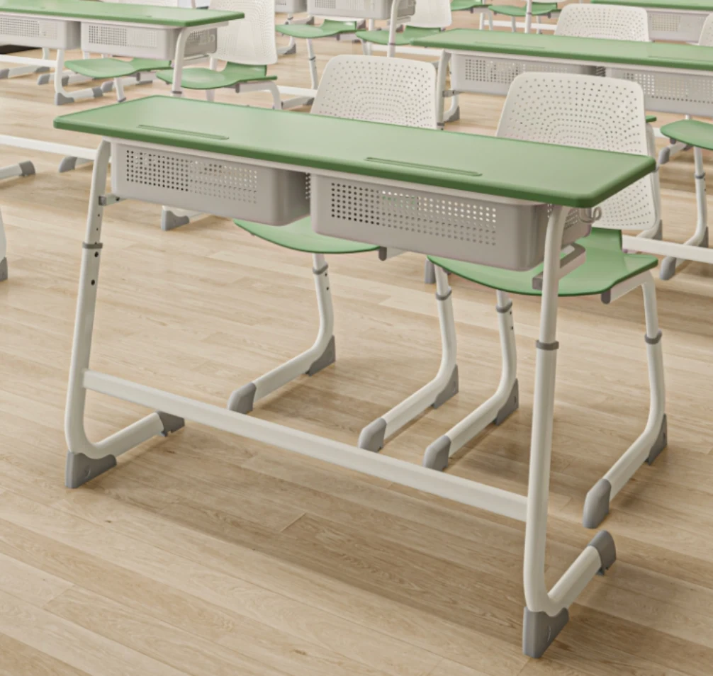 C-Shape Desk with New Backrest Chair