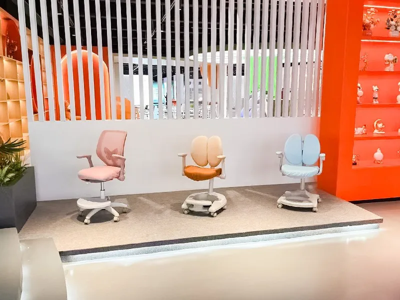 Product ranges set up in the QiWeiSheng showroom